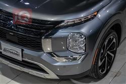 ميتسوبيشي اوتلاندر